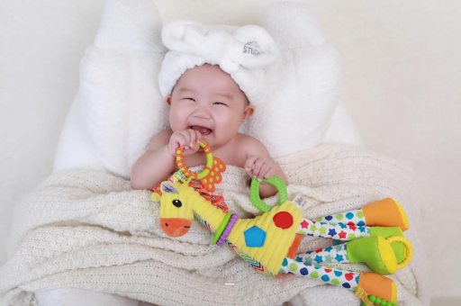 鄢陵宝宝两天不排便只放屁